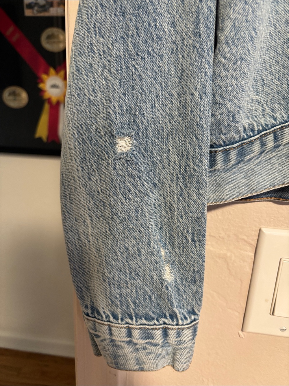 Aeropostale Light Blue Distressed Denim Jacket - Picture 4 of 4